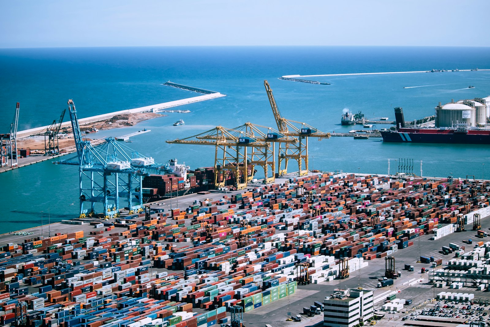Suez port expansion